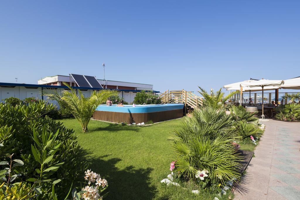 Hotel Acapulco Milano Marittima Exterior foto