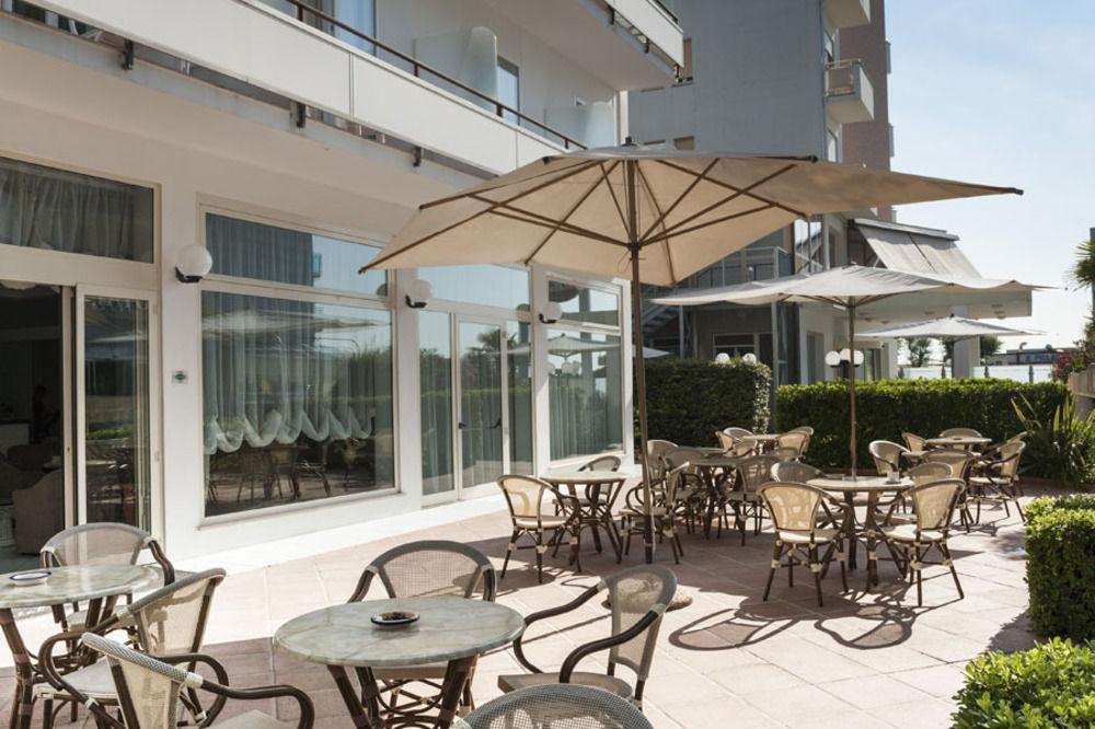 Hotel Acapulco Milano Marittima Exterior foto